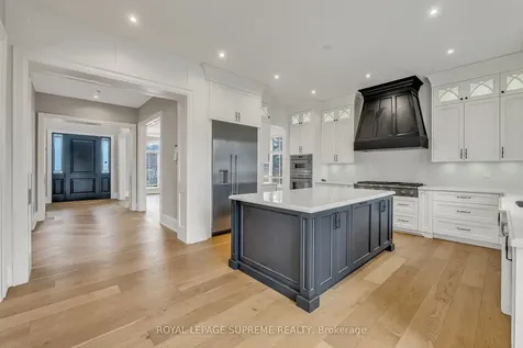 477 Candler Road Oakville ON L6J 2V5