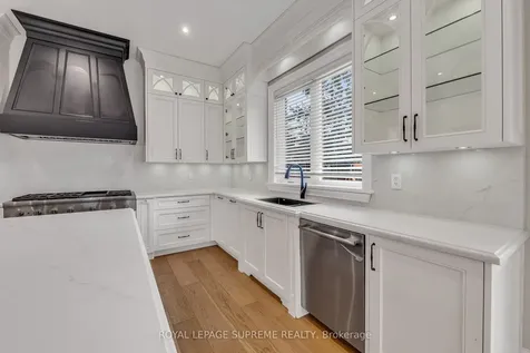 477 Candler Road Oakville ON L6J 2V5
