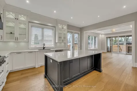 477 Candler Road Oakville ON L6J 2V5