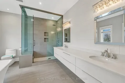 477 Candler Road Oakville ON L6J 2V5