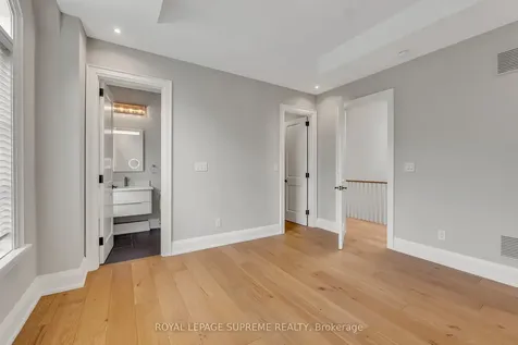 477 Candler Road Oakville ON L6J 2V5