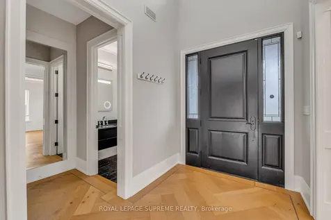 477 Candler Road Oakville ON L6J 2V5