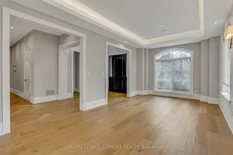 477 Candler Road Oakville ON L6J 2V5
