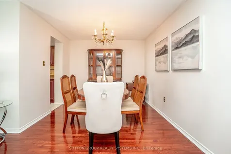 20 Cherrytree Drive Brampton ON L6Y 3V1