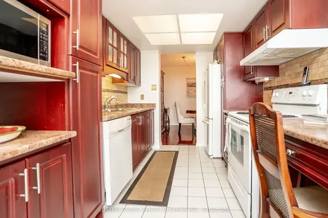 20 Cherrytree Drive Brampton ON L6Y 3V1