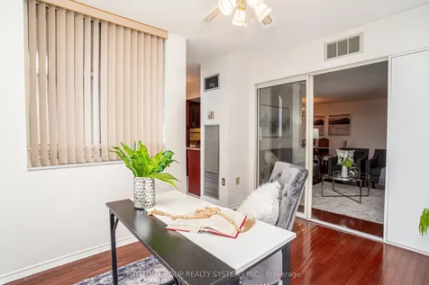 20 Cherrytree Drive Brampton ON L6Y 3V1