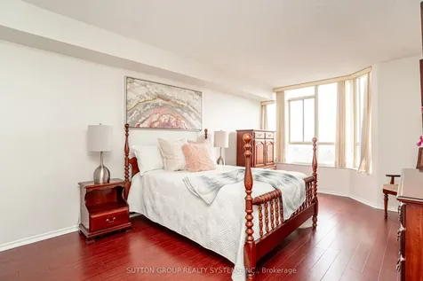 20 Cherrytree Drive Brampton ON L6Y 3V1