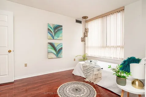 20 Cherrytree Drive Brampton ON L6Y 3V1