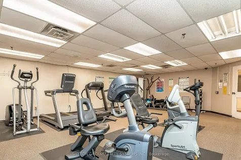 20 Cherrytree Drive Brampton ON L6Y 3V1