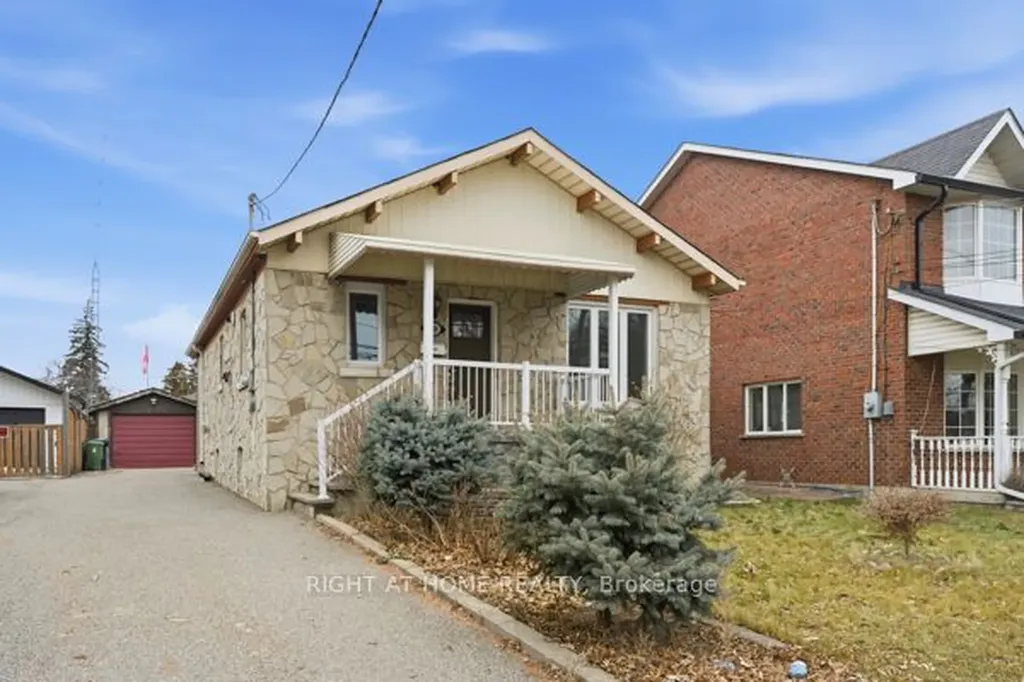200 Gary Drive Toronto ON M9N 2M4