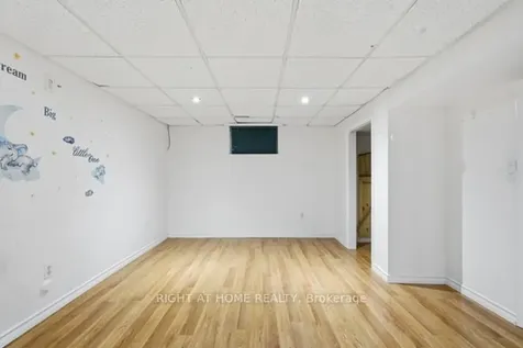 200 Gary Drive Toronto ON M9N 2M4