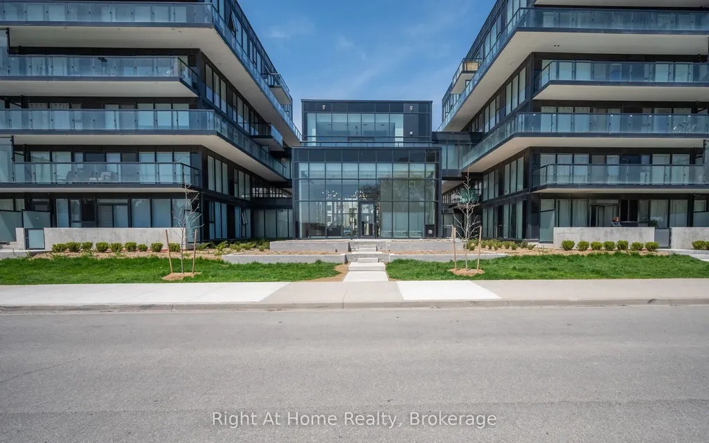 1119 Cooke Boulevard Burlington ON L7T 0C7