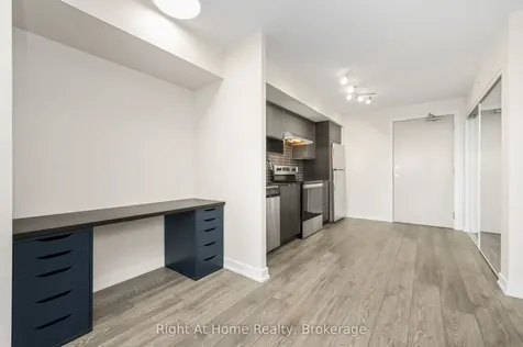 1119 Cooke Boulevard Burlington ON L7T 0C7