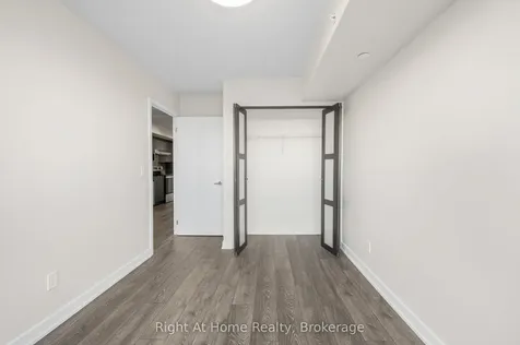 1119 Cooke Boulevard Burlington ON L7T 0C7