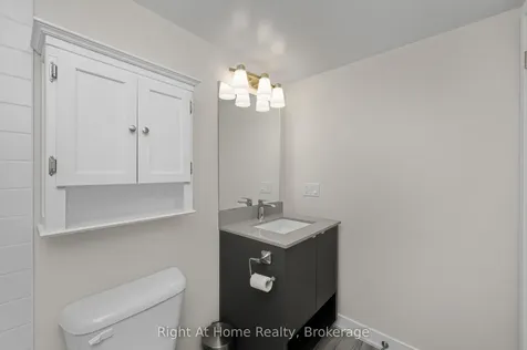 1119 Cooke Boulevard Burlington ON L7T 0C7