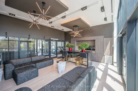 1119 Cooke Boulevard Burlington ON L7T 0C7