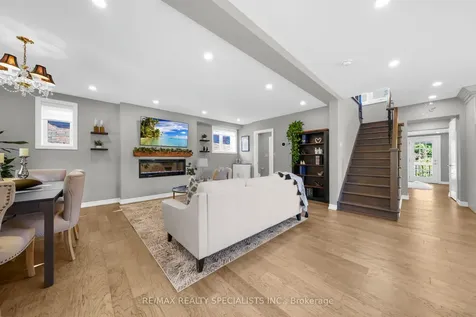 46 Elizabeth Street S Brampton ON L6Y 1R1