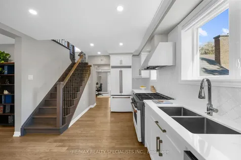 46 Elizabeth Street S Brampton ON L6Y 1R1