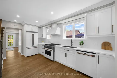 46 Elizabeth Street S Brampton ON L6Y 1R1