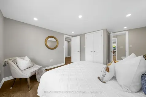 46 Elizabeth Street S Brampton ON L6Y 1R1