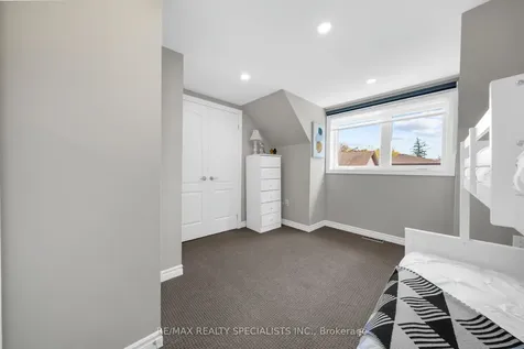46 Elizabeth Street S Brampton ON L6Y 1R1