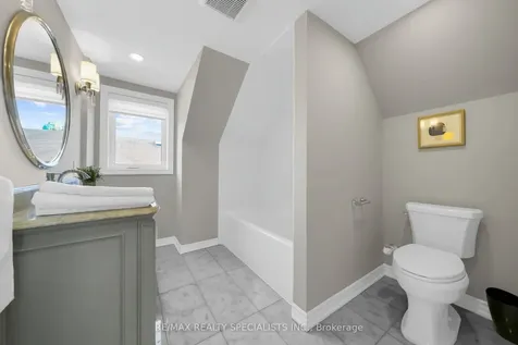 46 Elizabeth Street S Brampton ON L6Y 1R1