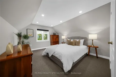 46 Elizabeth Street S Brampton ON L6Y 1R1