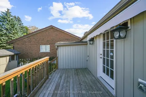 46 Elizabeth Street S Brampton ON L6Y 1R1