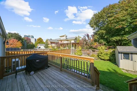 46 Elizabeth Street S Brampton ON L6Y 1R1