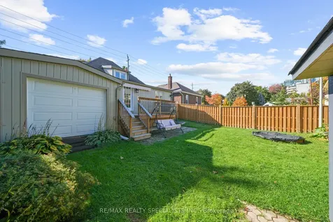 46 Elizabeth Street S Brampton ON L6Y 1R1