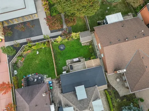 46 Elizabeth Street S Brampton ON L6Y 1R1
