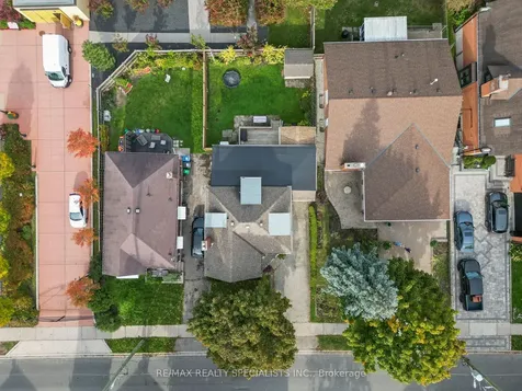 46 Elizabeth Street S Brampton ON L6Y 1R1