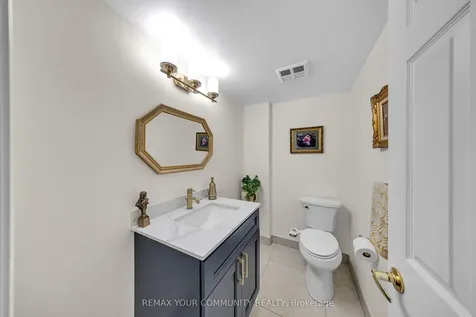 35 Kingsbridge Garden Circle Mississauga ON L5R 3Z5