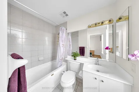 35 Kingsbridge Garden Circle Mississauga ON L5R 3Z5