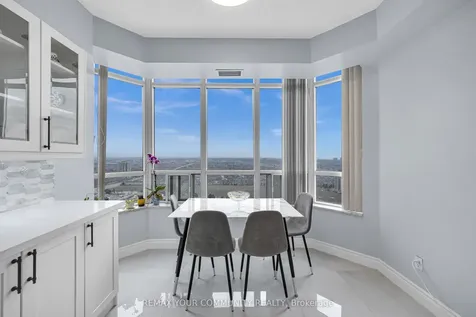 35 Kingsbridge Garden Circle Mississauga ON L5R 3Z5