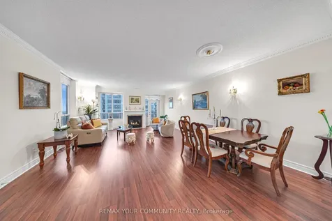 35 Kingsbridge Garden Circle Mississauga ON L5R 3Z5