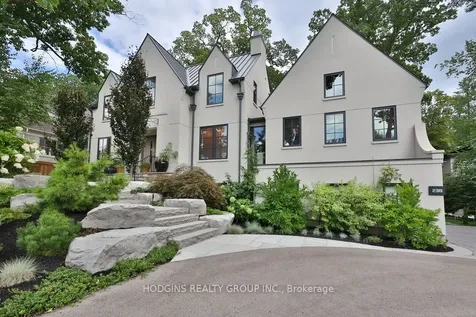 238 Mineola Road W Mississauga ON L5G 2X4