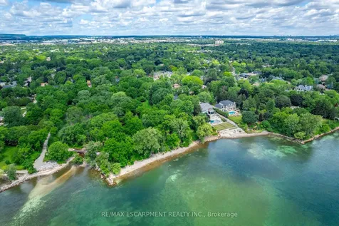 4306 Lakeshore Road Burlington ON L7L 1A8