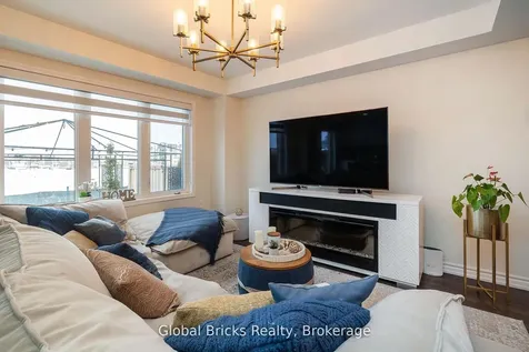 632 Laking Terrace Milton ON L9T 9J4