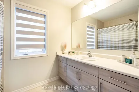 632 Laking Terrace Milton ON L9T 9J4