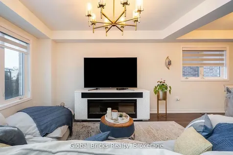 632 Laking Terrace Milton ON L9T 9J4