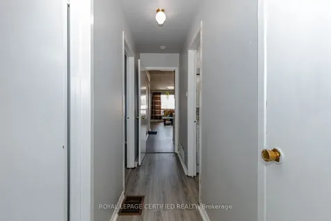 7256 Lancaster Avenue S Mississauga ON L4T 2L6