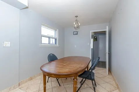 7256 Lancaster Avenue S Mississauga ON L4T 2L6