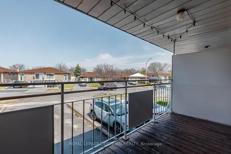 7256 Lancaster Avenue S Mississauga ON L4T 2L6