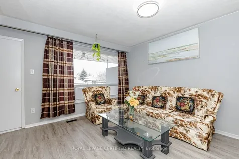 7256 Lancaster Avenue S Mississauga ON L4T 2L6