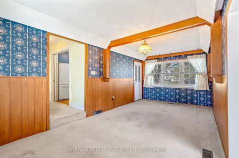 524 Meadow Wood Road Mississauga ON L5J 2S3