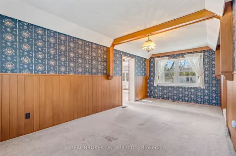 524 Meadow Wood Road Mississauga ON L5J 2S3