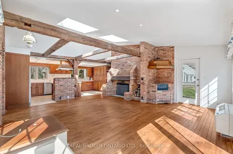 524 Meadow Wood Road Mississauga ON L5J 2S3
