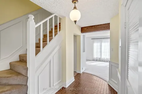 524 Meadow Wood Road Mississauga ON L5J 2S3