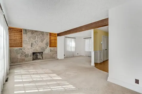 524 Meadow Wood Road Mississauga ON L5J 2S3